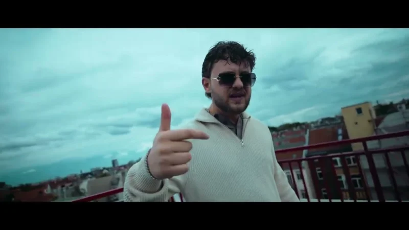 Nie ein Rapper Kalazh44 Musikvideo JULOK.MEDIA Videograf & Videoproduktion
